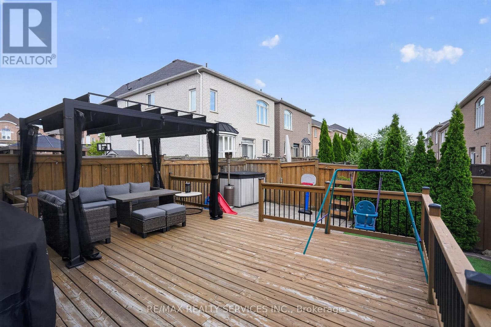 92 Snowling Drive, Ajax, Ontario  L1Z 0G1 - Photo 35 - E13639104