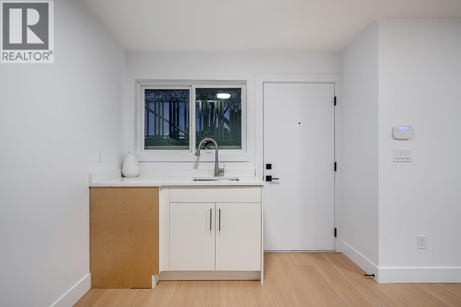2 4557 Parker Street, Burnaby, British Columbia V5C 3E1 - Photo 29 - R3152691