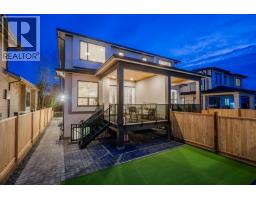 2 4557 PARKER STREET, Burnaby, British Columbia