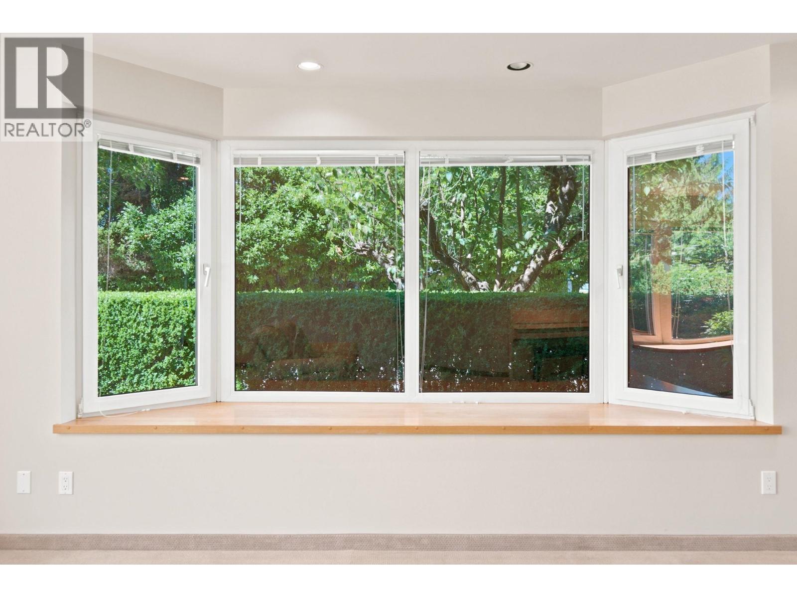 305 E 17th Street, North Vancouver, British Columbia V7L 2W1 - Photo 14 - R3152700