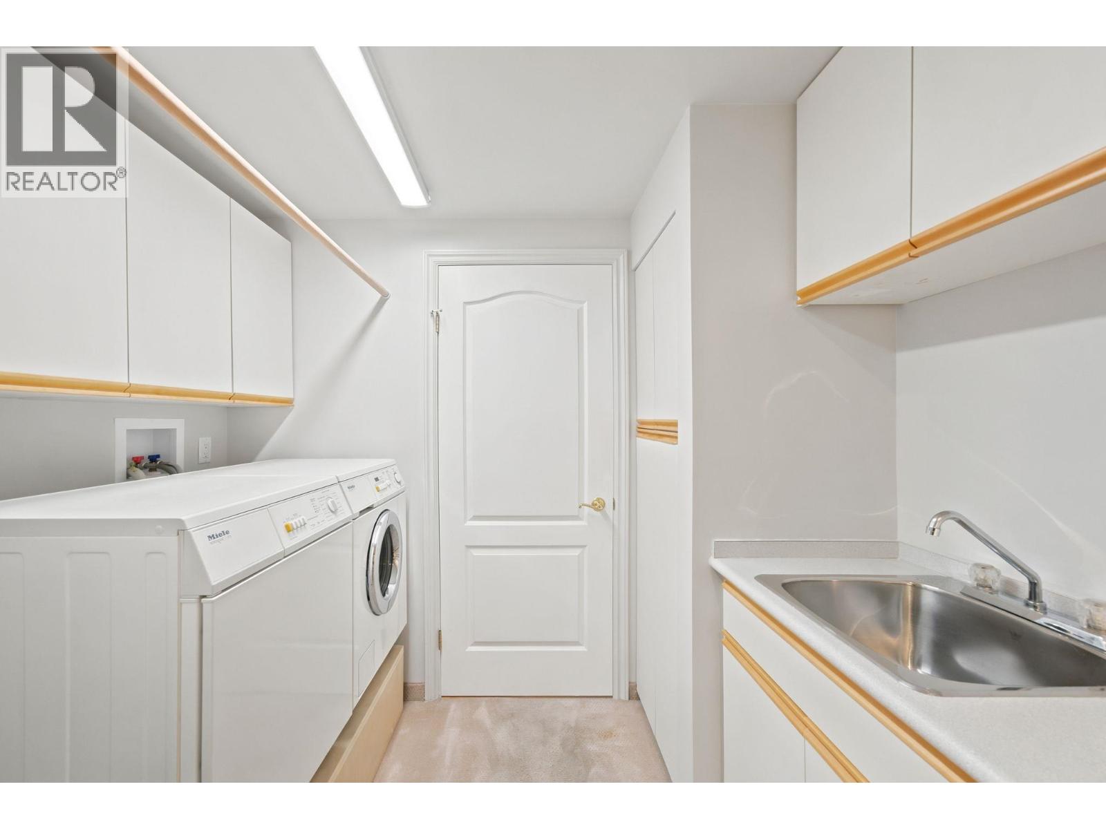 305 E 17th Street, North Vancouver, British Columbia V7L 2W1 - Photo 30 - R3152700