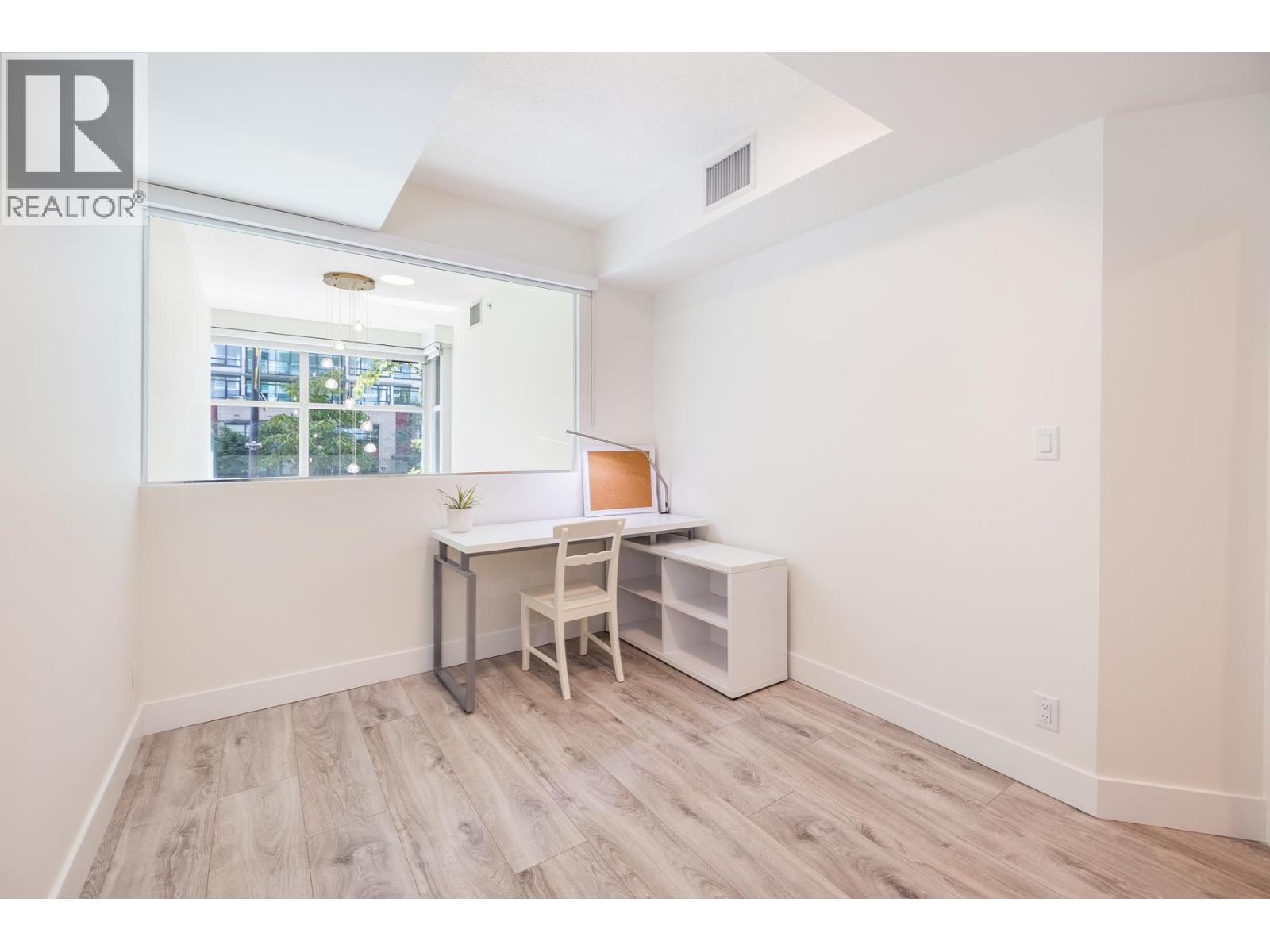 Th8 168 E Esplanade Avenue, North Vancouver, British Columbia V7L 4X8 - Photo 21 - R3152703