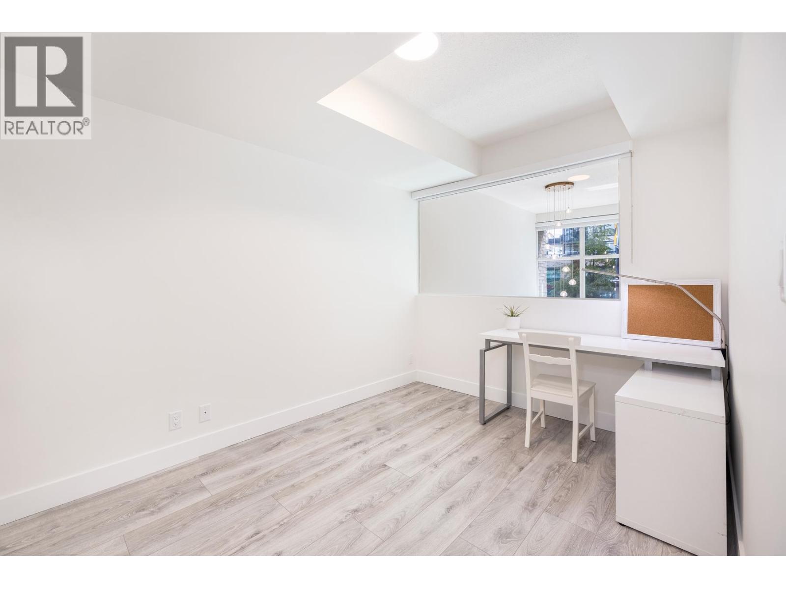 Th8 168 E Esplanade Avenue, North Vancouver, British Columbia V7L 4X8 - Photo 22 - R3152703