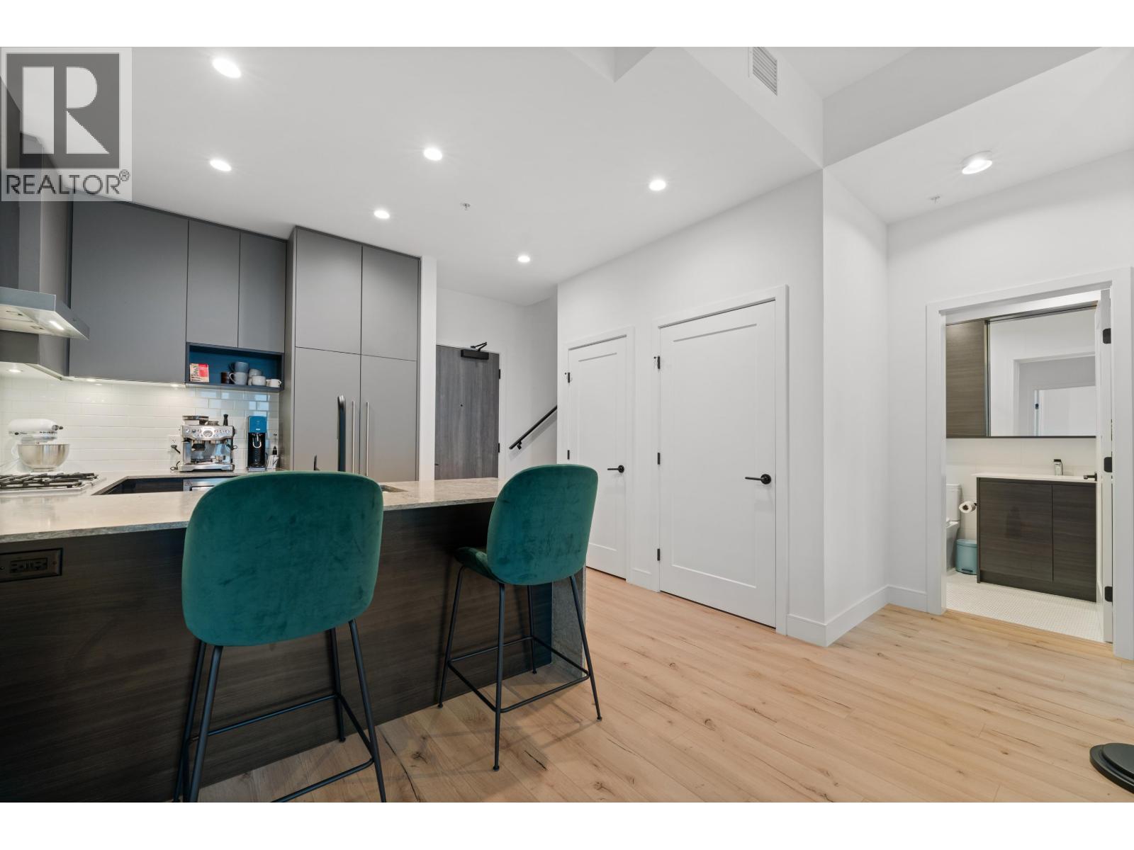 621 3131 Murray Street, Port Moody, British Columbia V3H 0L9 - Photo 4 - R3152727