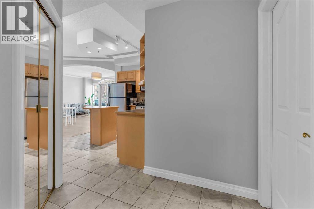 303, 1315 12 Avenue SW, Calgary, Alberta  T3C 0P6 - Photo 3 - A2331009