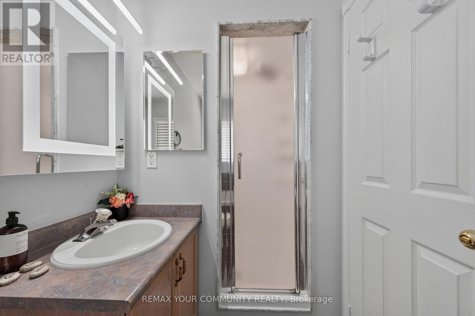 126 Woodroof Crescent, Aurora, Ontario  L4G 7H2 - Photo 26 - N13638862