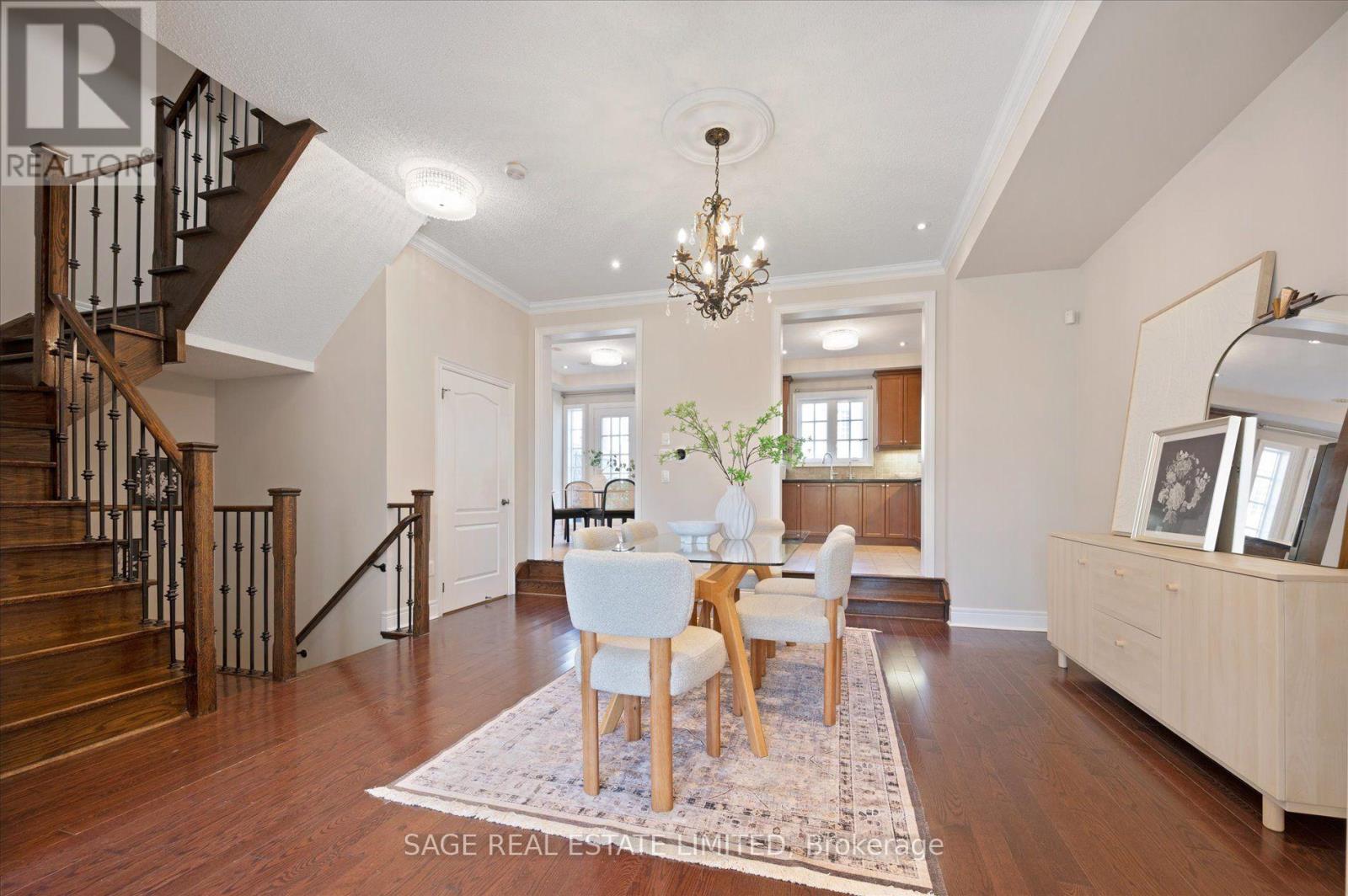 19 Roseberry Road, Markham, Ontario  L6G 0C3 - Photo 6 - N13639082