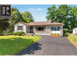 18 Floral Avenue, fredericton, New Brunswick