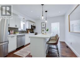 37 ASHBURNHAM ROAD, Toronto, Ontario