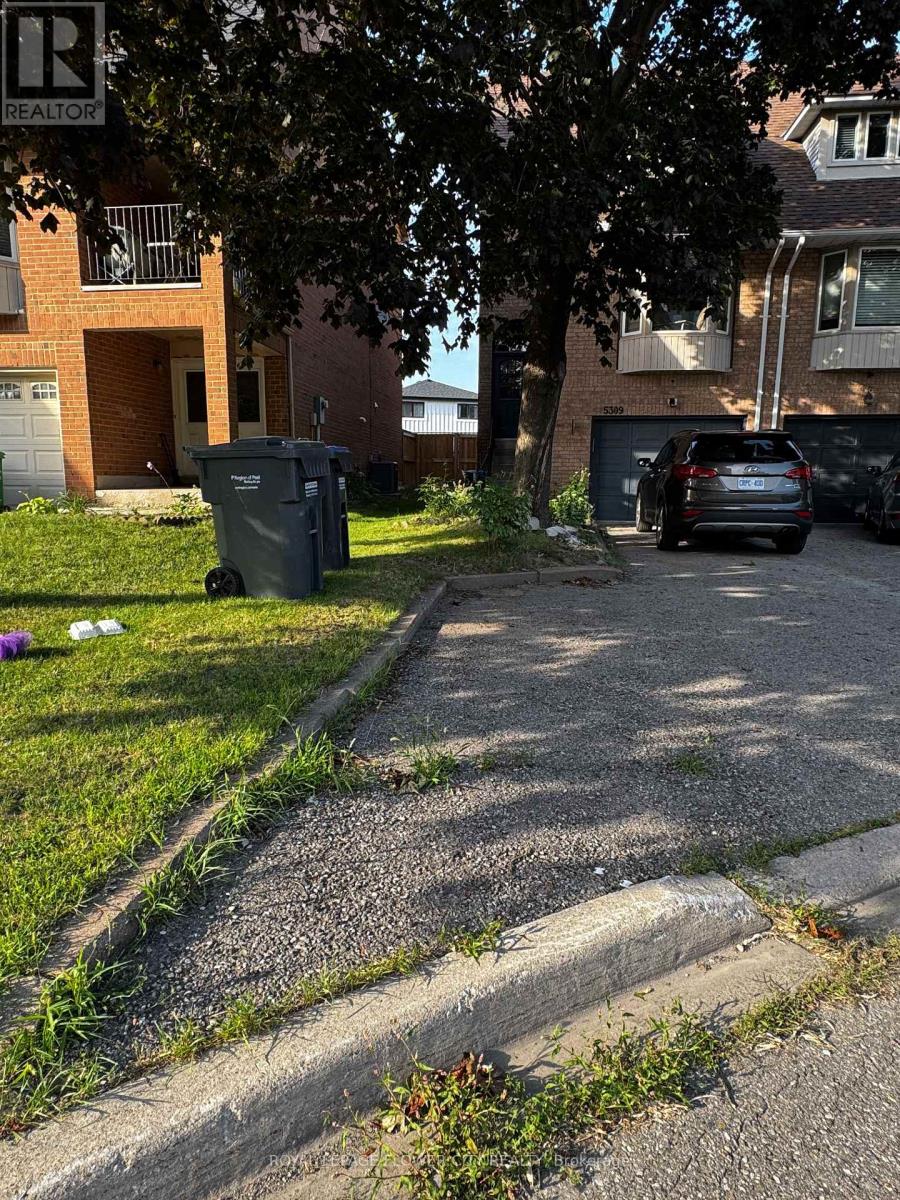Ground Floor - 5309 Ferret Court, Mississauga, Ontario  L4Z 3M4 - Photo 2 - W13639068