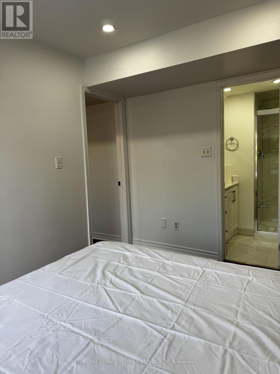 Ground Floor - 5309 Ferret Court, Mississauga, Ontario  L4Z 3M4 - Photo 25 - W13639068