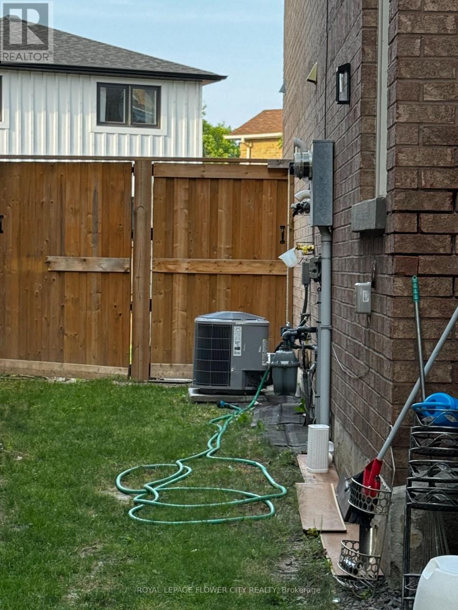 Ground Floor - 5309 Ferret Court, Mississauga, Ontario  L4Z 3M4 - Photo 39 - W13639068