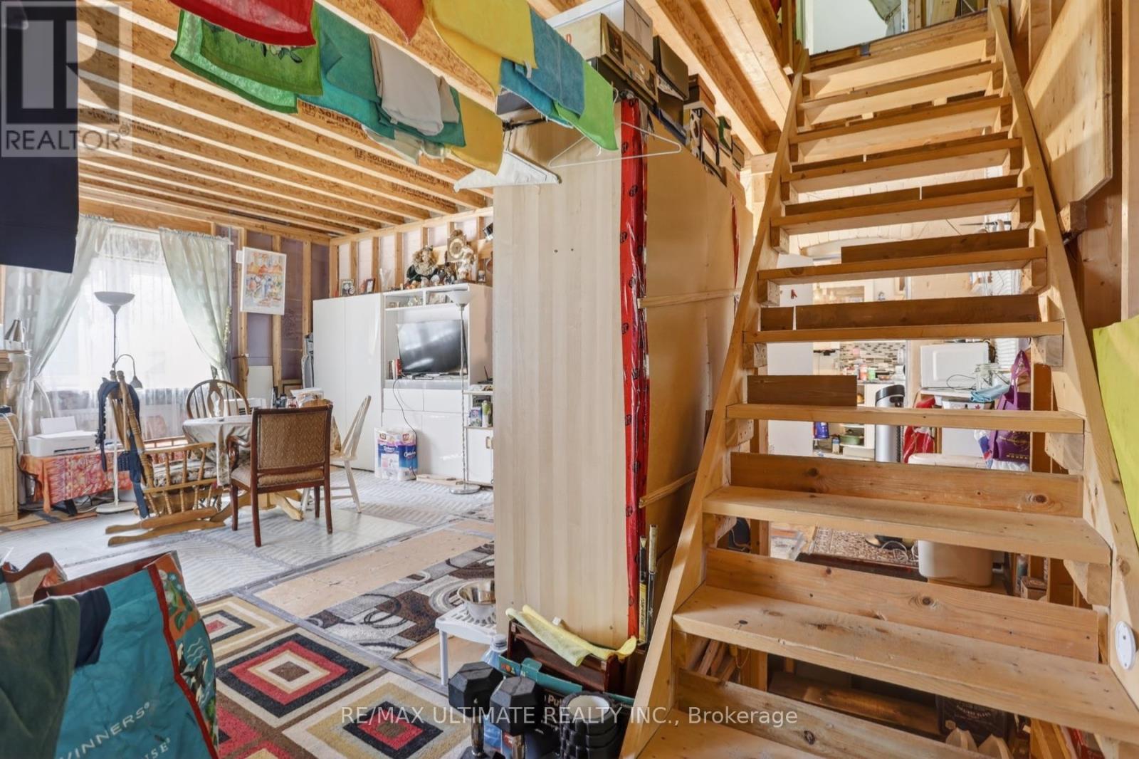 177 Varsity Road, Toronto, Ontario  M6S 4P5 - Photo 19 - W13639074