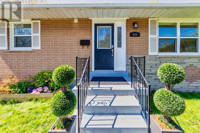 Main Floor Apartment - 438 Third Line, Oakville, Ontario  L6L 4A5 - Photo 3 - W13639106