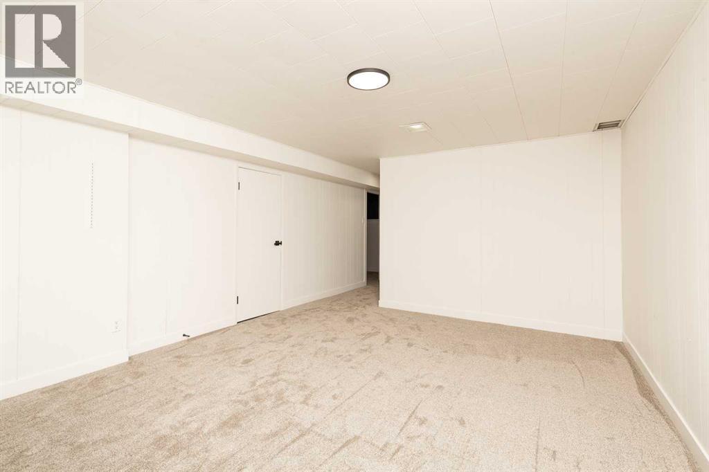 3618 Forestry Avenue S, Lethbridge, Alberta  T1K 3L4 - Photo 36 - A2322597