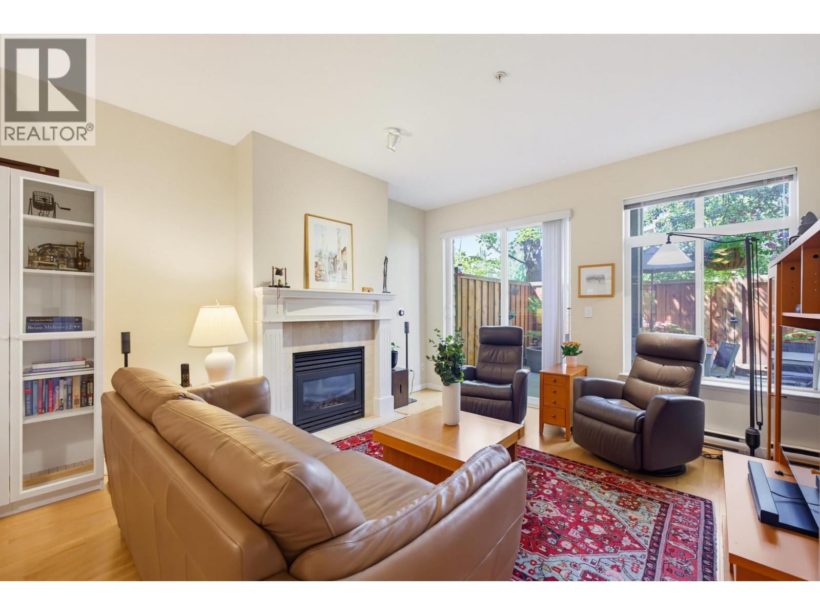 202 4238 Albert Street, Burnaby, British Columbia V5C 6T1 - Photo 8 - R3152063