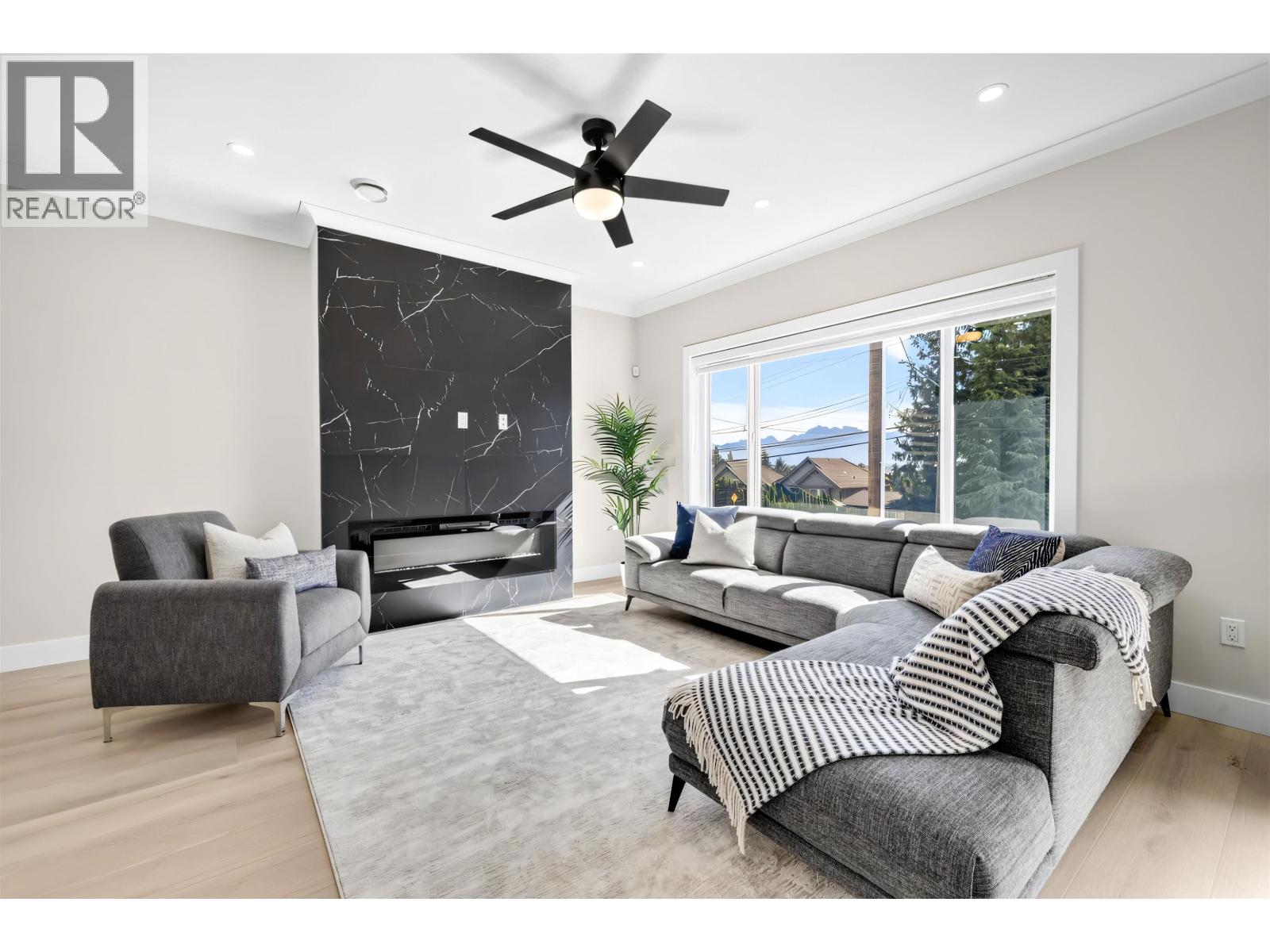 1630 Pitt River Road, Port Coquitlam, British Columbia  V3C 1P4 - Photo 5 - R3152539