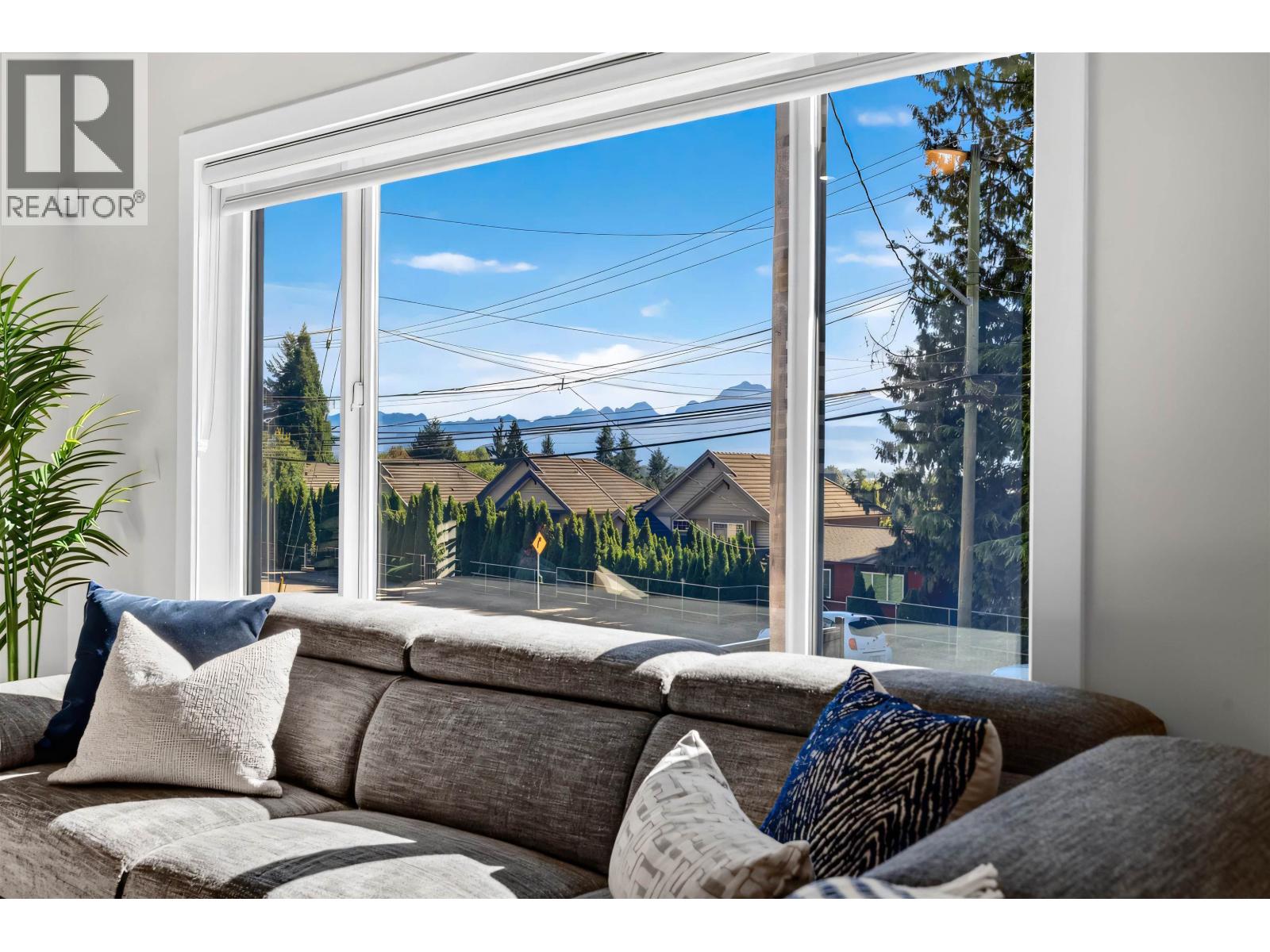 1630 Pitt River Road, Port Coquitlam, British Columbia  V3C 1P4 - Photo 6 - R3152539