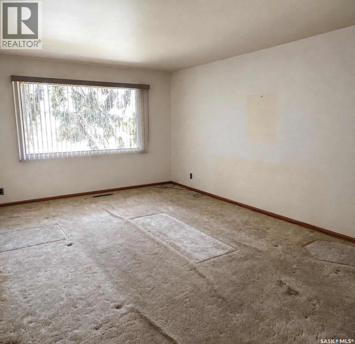 1316 Mclorg Street, Saskatoon, Saskatchewan  S7L 4M2 - Photo 4 - SK044561