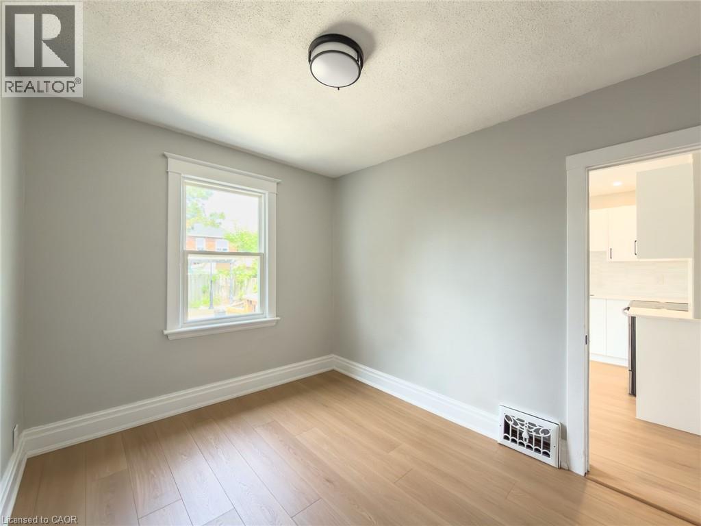 97 Crosthwaite Avenue N, Hamilton, Ontario  L8H 2V3 - Photo 18 - 40832914
