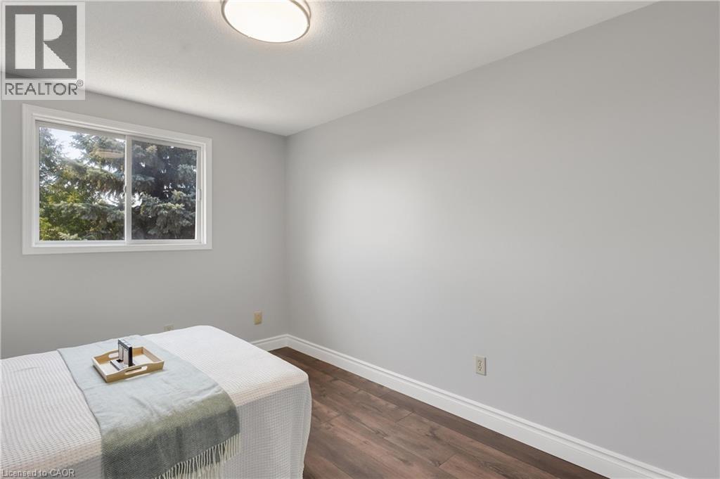111 Oprington Court, Kitchener, Ontario  N2N 3E2 - Photo 14 - 40853353
