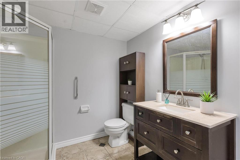111 Oprington Court, Kitchener, Ontario  N2N 3E2 - Photo 25 - 40853353