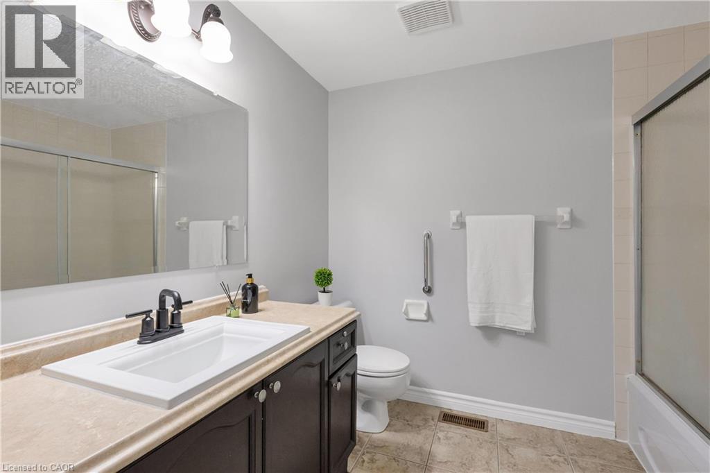 111 Oprington Court, Kitchener, Ontario  N2N 3E2 - Photo 16 - 40853353