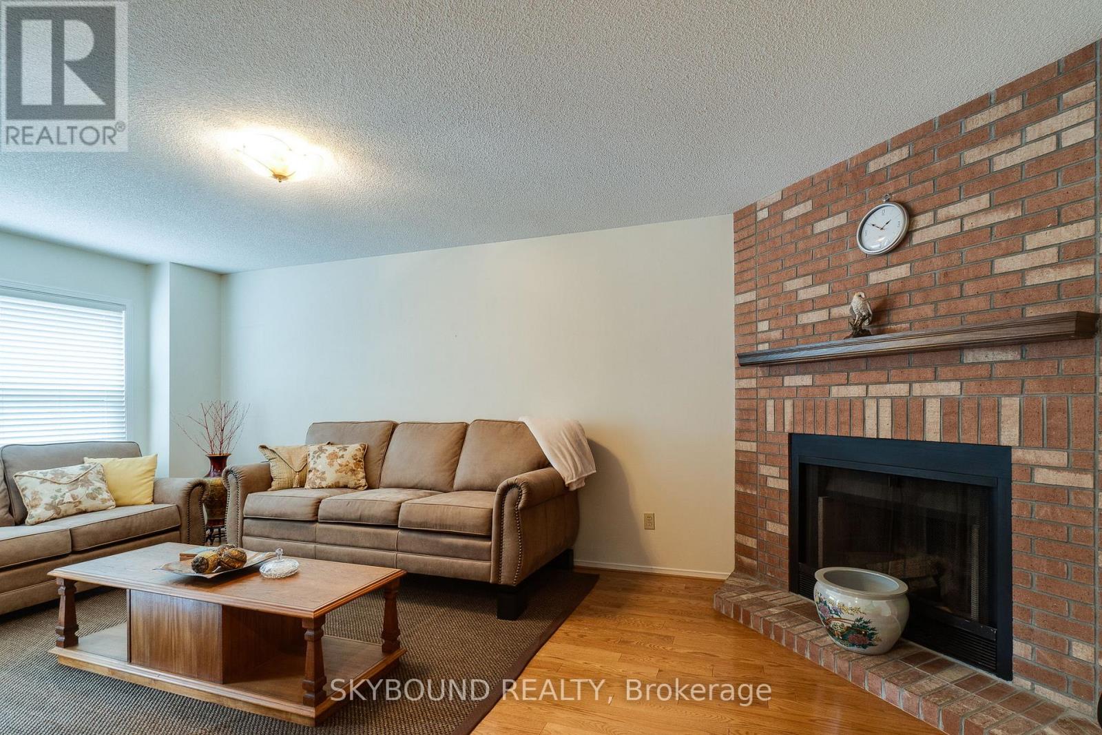 6304 Culmore Crescent, Mississauga, Ontario  L5V 1J1 - Photo 17 - W13548520
