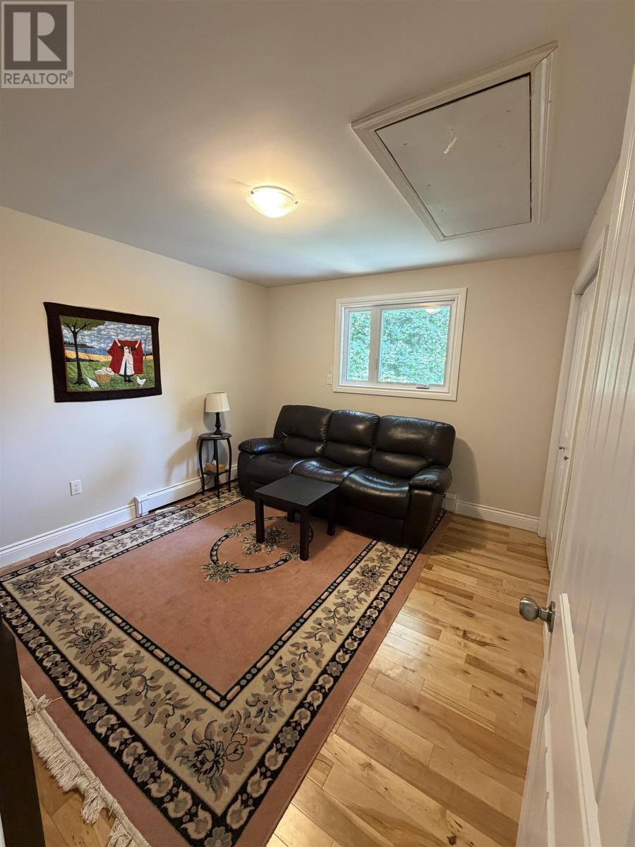 28 Mackay Drive, Charlottetown, Prince Edward Island  C1A 5W3 - Photo 10 - 202619614