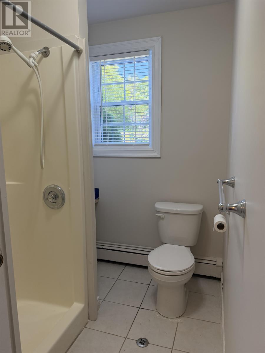 28 Mackay Drive, Charlottetown, Prince Edward Island  C1A 5W3 - Photo 15 - 202619614