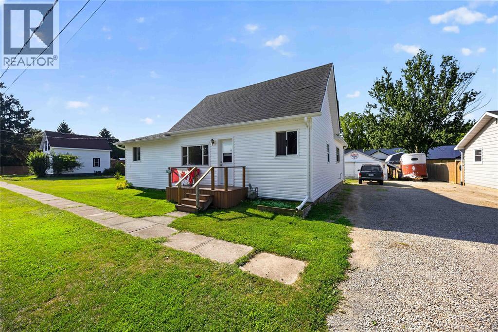 7967 RAILROAD LINE, Brooke-Alvinston, Ontario