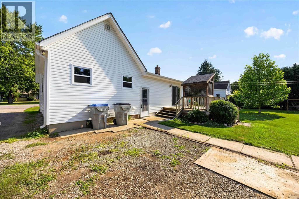 7967 Railroad Line, Brooke-Alvinston, Ontario  N0N 1A0 - Photo 7 - 26018703