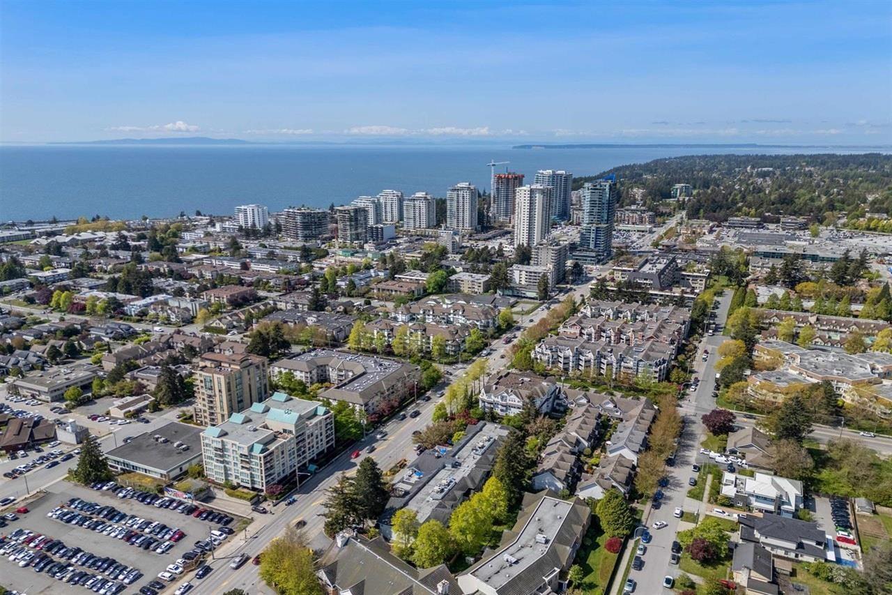 506 15466 North Bluff Road, White Rock, British Columbia  V4B 3G1 - Photo 4 - R3152045