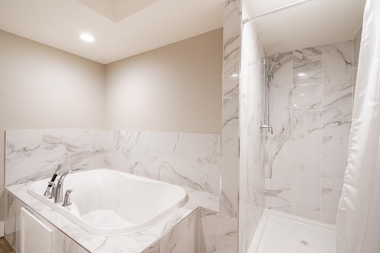 506 15466 North Bluff Road, White Rock, British Columbia  V4B 3G1 - Photo 27 - R3152045