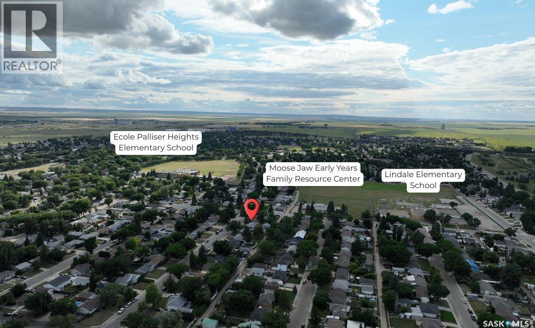 1054 Grace Street, Moose Jaw, Saskatchewan  S6H 3C3 - Photo 4 - SK044548