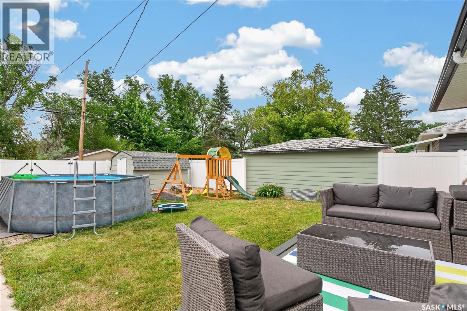 1054 Grace Street, Moose Jaw, Saskatchewan  S6H 3C3 - Photo 51 - SK044548