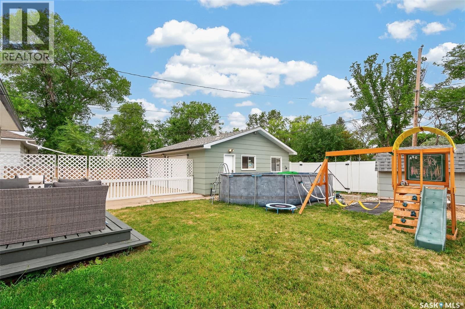1054 Grace Street, Moose Jaw, Saskatchewan  S6H 3C3 - Photo 53 - SK044548