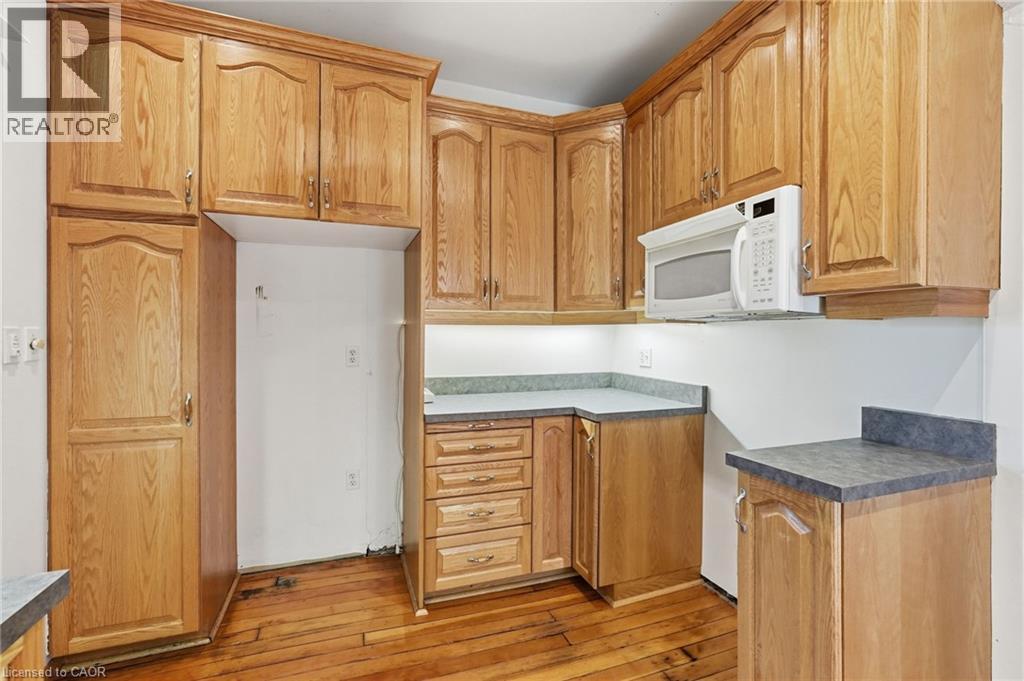 3 Ancaster Street E, Dundas, Ontario  L9H 4K2 - Photo 13 - 40836193