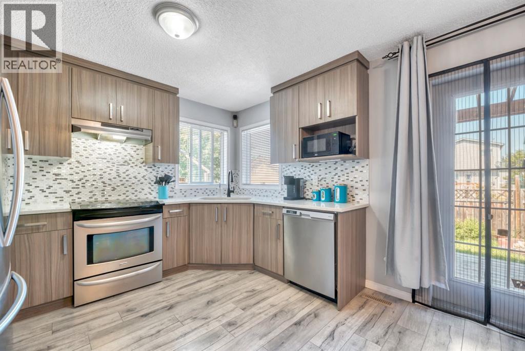 7 San Diego Manor NE, Calgary, Alberta