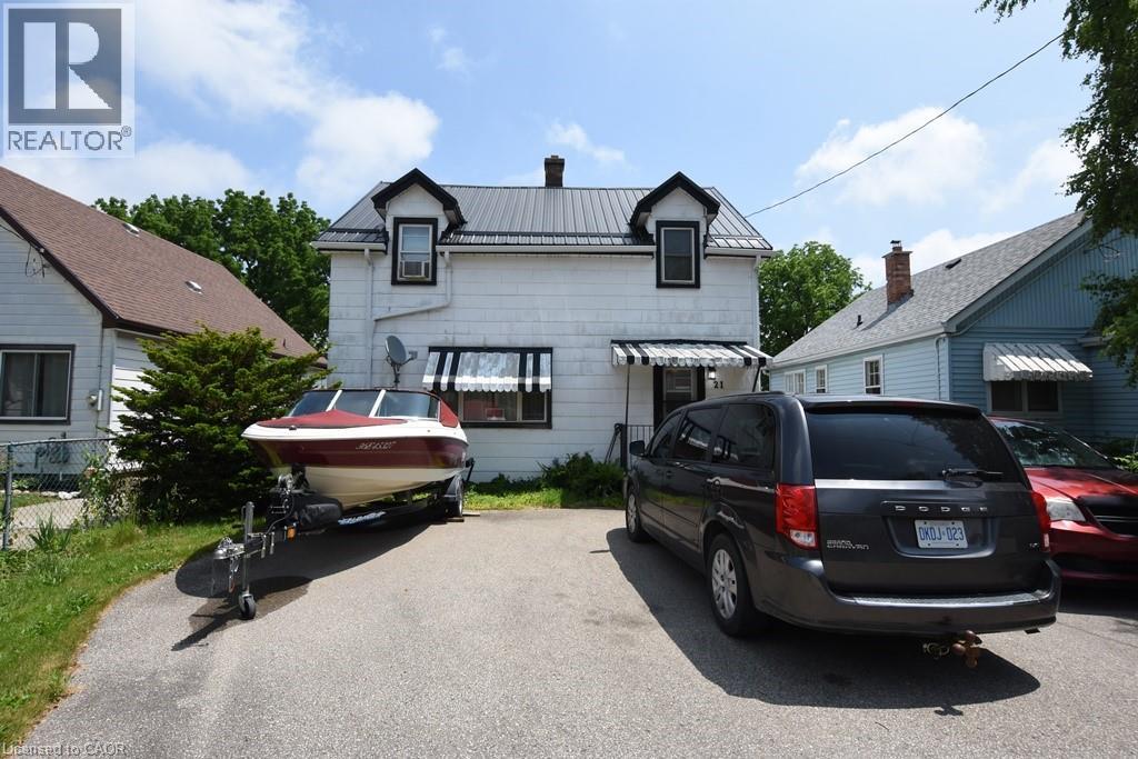 21 Nelson Street, Simcoe, Ontario  N3Y 3E4 - Photo 2 - 40838675