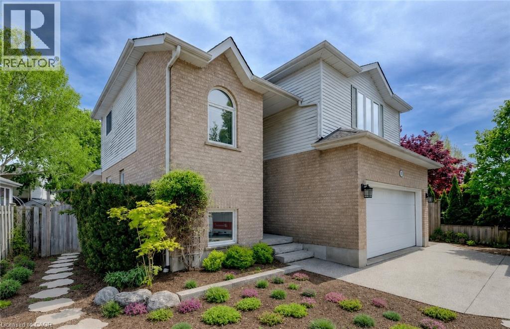 464 Northlake Drive, Waterloo, Ontario  N2V 2A4 - Photo 3 - 40842931