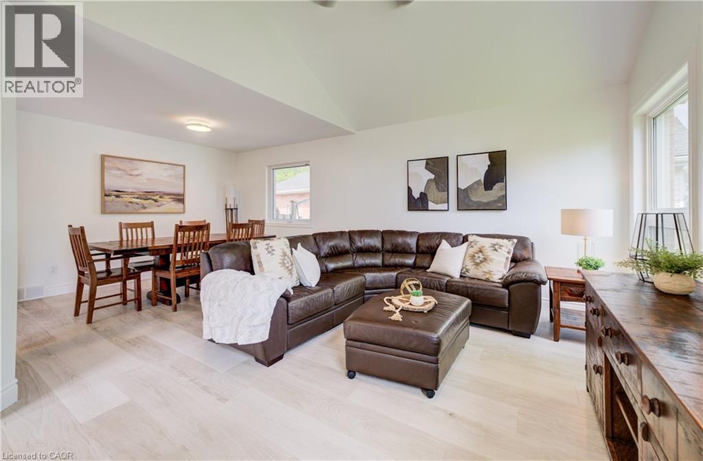 464 Northlake Drive, Waterloo, Ontario  N2V 2A4 - Photo 18 - 40842931