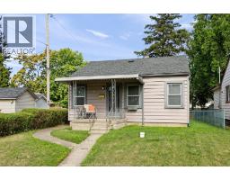 3672 Girardot, Windsor, Ontario