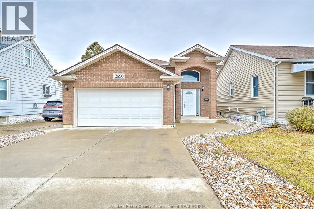 2490 Bernard, Windsor, Ontario  N8W 4S1 - Photo 2 - 26018846