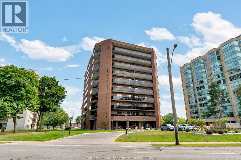 MLS# 26018662: 3663 Riverside DRIVE East Unit# 207, Windsor, Canada