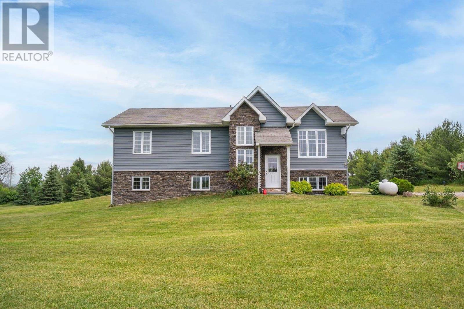 867 Government RD, Laird, Ontario
