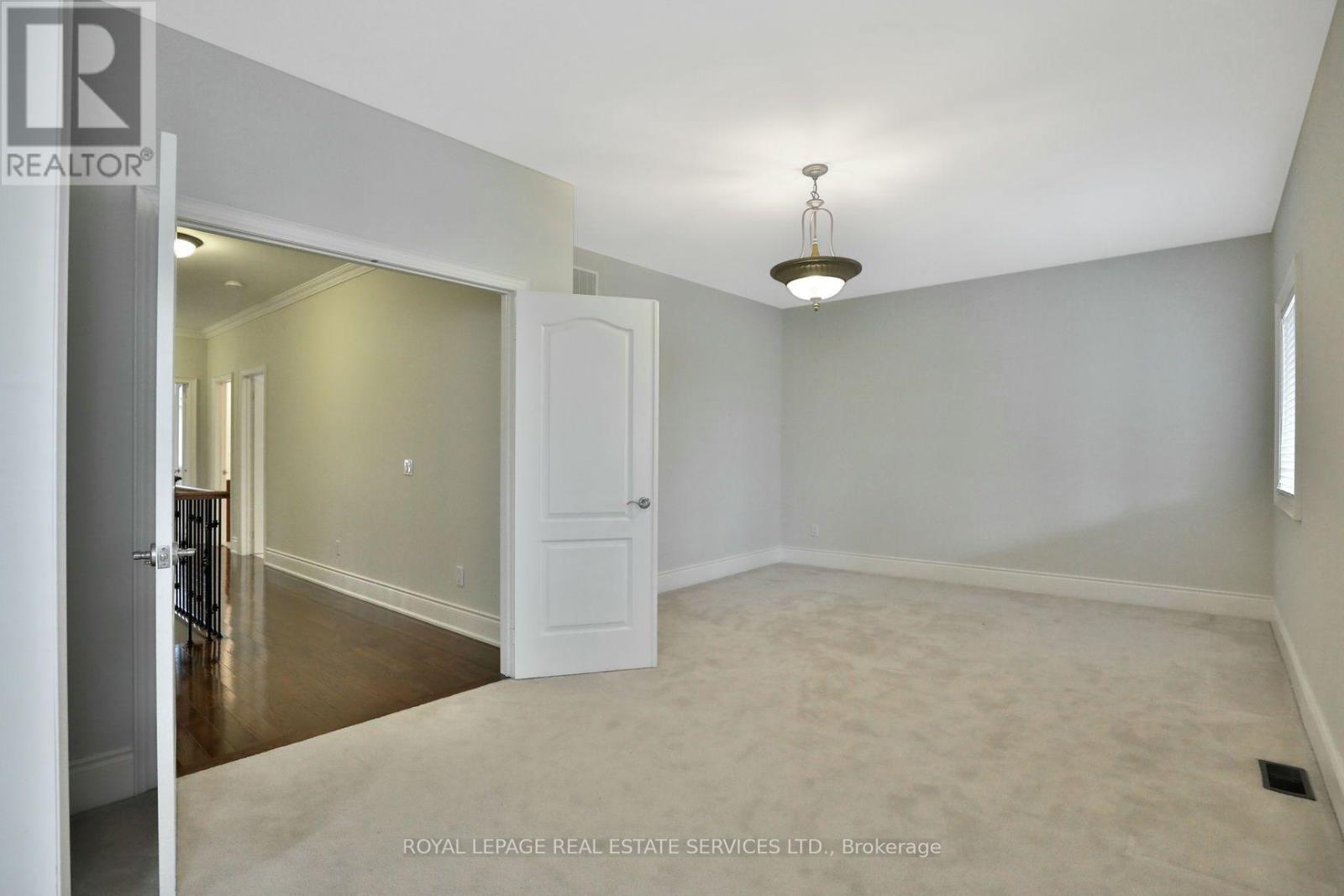 2271 Lyndhurst Drive, Oakville, Ontario  L6H 7V5 - Photo 22 - W13625840