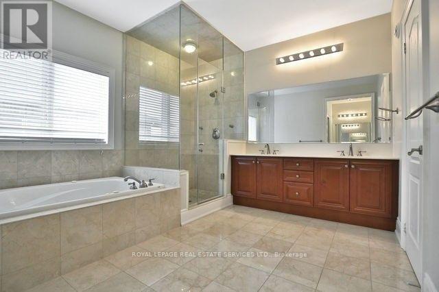 2271 Lyndhurst Drive, Oakville, Ontario  L6H 7V5 - Photo 23 - W13625840