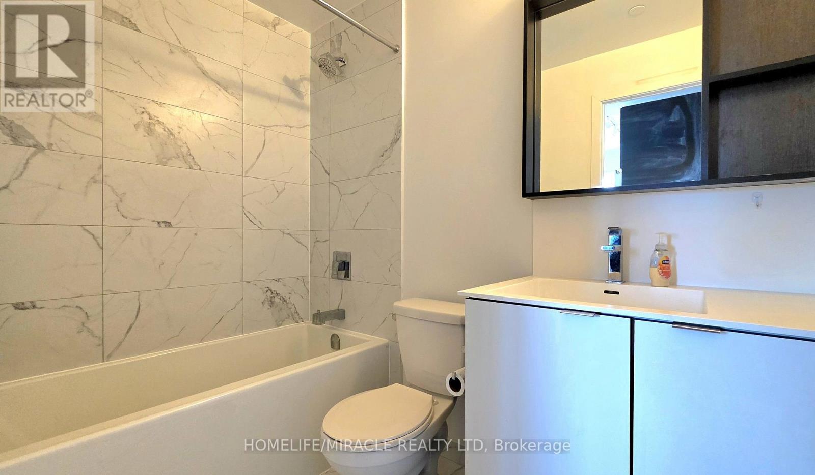 1704 - 4065 Confederation Parkway, Mississauga, Ontario  L5B 0L4 - Photo 11 - W13638844
