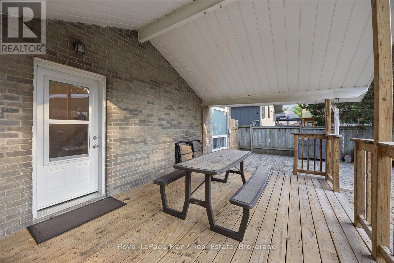 2 Rosswood Crescent, Toronto, Ontario  M1P 3N2 - Photo 27 - E13639382
